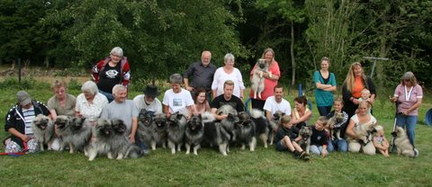 Alle - undtagen Lucca med familie